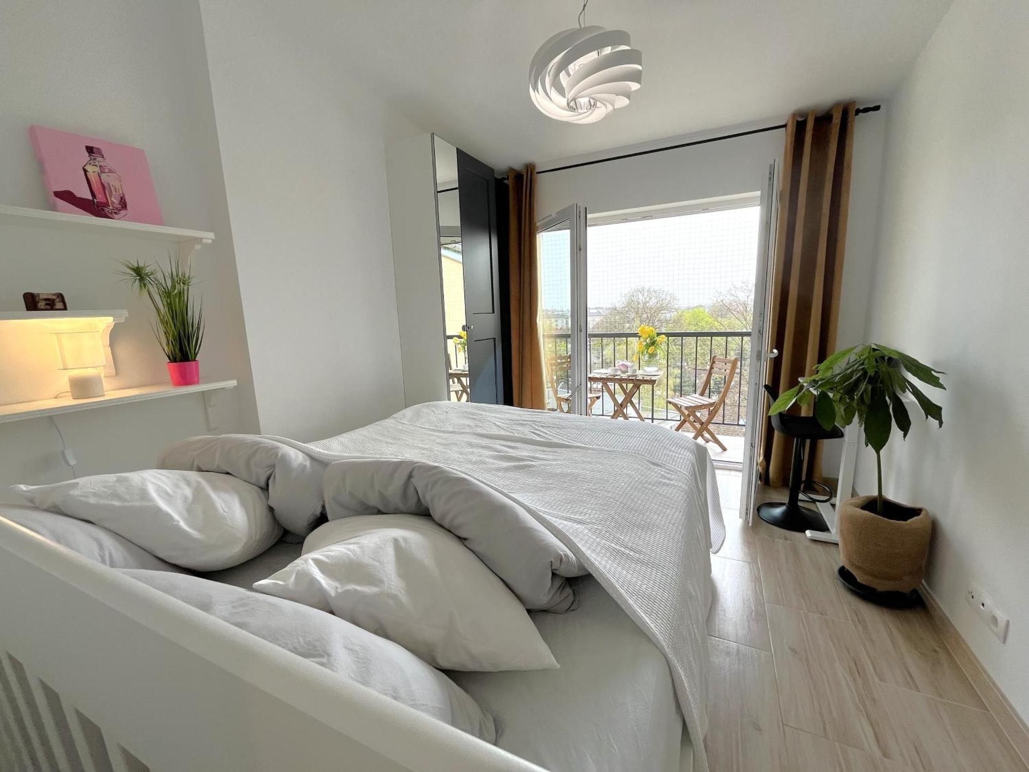 Feelhome Apartment With Kitchen Krasków Exterior foto