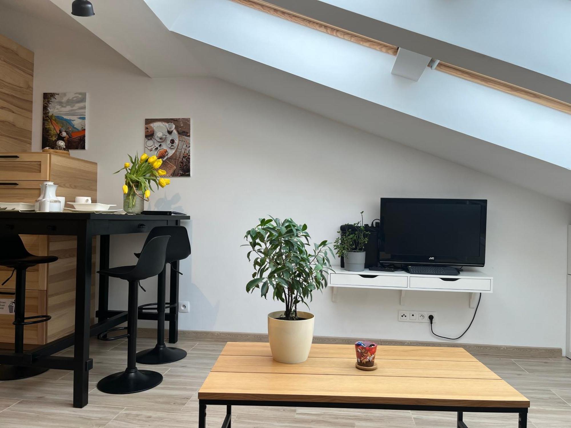 Feelhome Apartment With Kitchen Krasków Exterior foto