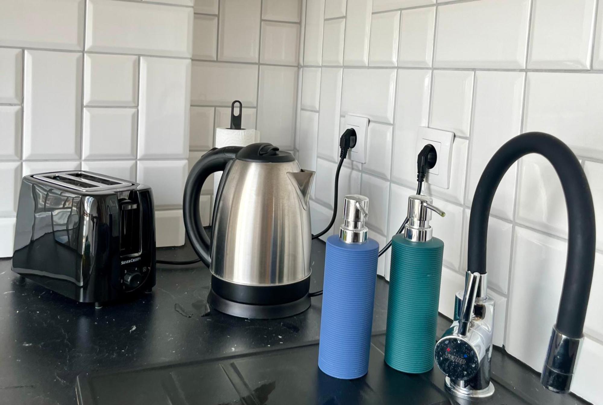 Feelhome Apartment With Kitchen Krasków Exterior foto